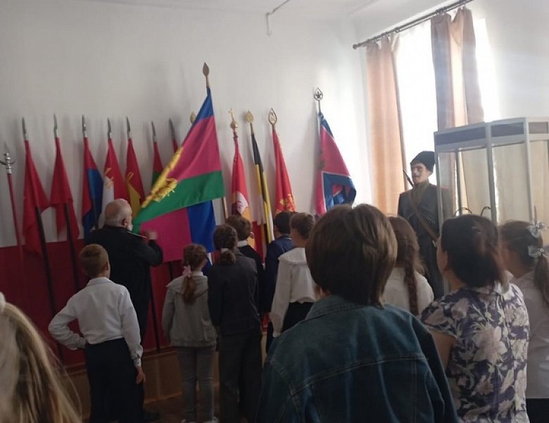 28 сентября учащиеся 5-6 классов посетили музей Казачьей славы в городе Лабинске