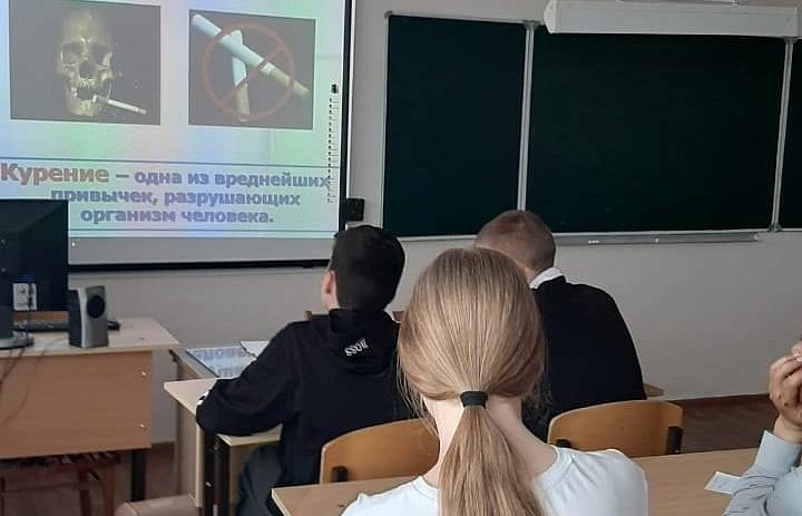 Тематические беседы о правонарушениях и преступлениях, связанных с оборотом наркотических и психотропных веществ