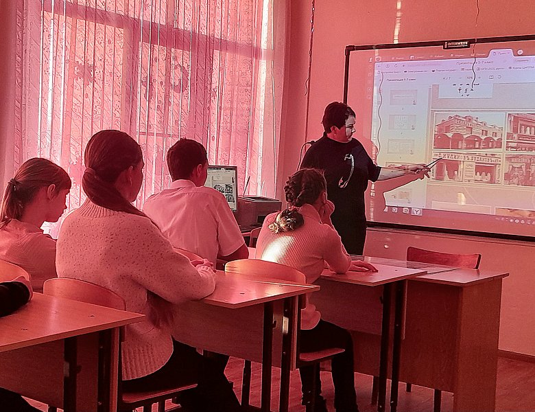 Сегодня в школе прошли занятия внеурочной деятельности "Разговоры о важном" на тему: «От А до Я. 450 лет "Азбуке" Ивана Фёдорова».